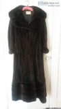 VINTAGE FULL LENGTH MINK COAT WITH ZIP-OFF BOTTOM IN VERY GOOD C