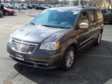 2014 Chrysler Town and Country Touring-L