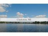 Foreclosure Single Family Home for sale in Clarkston MI