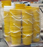 PALLET OF BUCKETS AND LIDS