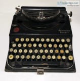 Vintage 1928 Remington Portable Typewriter