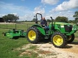 John Deere 5045E Tractor wshredder