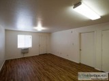 LOOKING FOR A SAFE AND CLEAN PLACE TO LAY YOUR HEAD COME SEE US