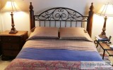 RUSTIC BEDROOM SET 5 PC - BARN FARM STYLE - LIKE NEW