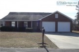 NICE HOME IN MIDDLE CREEK 3 BEDROOM 2 BATH