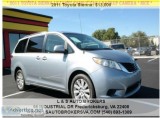 2011 TOYOTA SIENNA LE 7-PASSENGERAWDBA CKUP CAMERANICE AND CLEAN