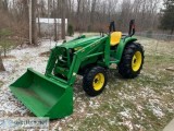 Compact Tractor 2001 John Deere 4600 2200