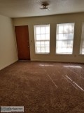 2 bedroom duplex 2857 Lawnview