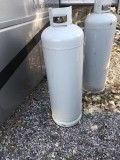 100 lb propane tank 3 yrs old