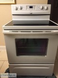 Whirlpool electric white glass top stove