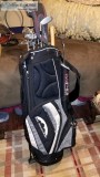 LIGHTLY USED SET OF GOLF CLUBS AND GOLF BAG