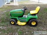 John Deere LT160