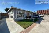 Charming 2 Bedroom in Los Alamitos with Garage