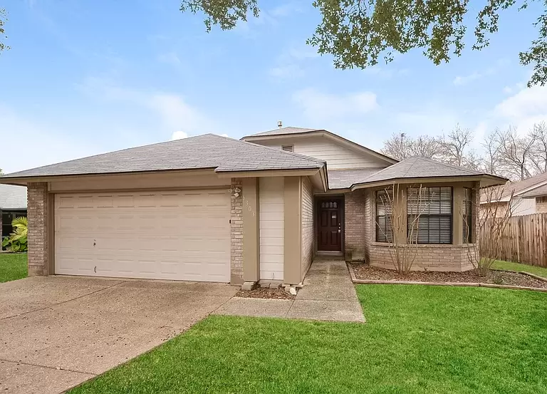 3 beds 2 baths single family home for rent in  San Antonio TX 78
