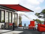 Install the Best Retractable Awnings and Enjoy Christmas Holiday