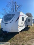 Excellent Condition 2011 Keystone Laredo 293RK wslide