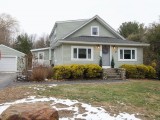 Move in ready cape that features an updated kitchen