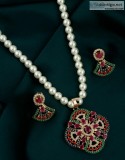 Exclusive Collection of  pearl jewellery set Online by Anuradha 