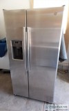 GE Stainless Steel Refrigerator