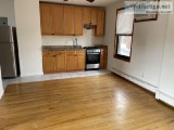 (ID1397148) Spacious and Cozy 2nd Floor 2 Bedroom Apartment For 