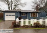 Comfortable 3bedroom 1.5 bath single-level house...