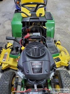 John Deere 345 Riding Mower