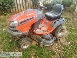 Husqvarna 48 inch Riding mower with trailer