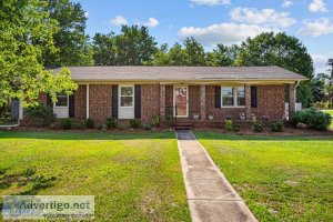 Brick Ranch 4 Bedrooms 2.5 baths large lot