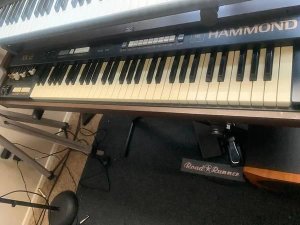 Hammond XK-2 61-Key Portable Organ with Drawbars