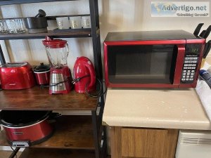 Kitchen Hutch and appliances