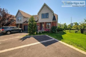 Spacious house for rent Dix30 Chevrier Terminal Brossard