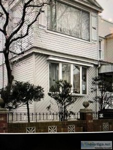 MULTI FAMILY HOME OZONE PARK 2 CAR GARAGE CORNER LOT FSBO