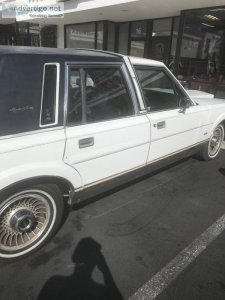 1989 Lincoln Town Car Signature Series