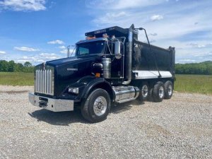 Dump truck financing - (We handle all credit profiles)