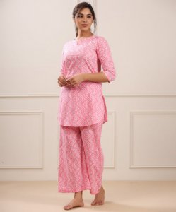 Buy cotton loungewear set online for women in india