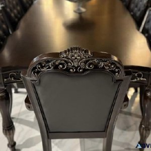 Dinning set with 8 chairs Available for Sale