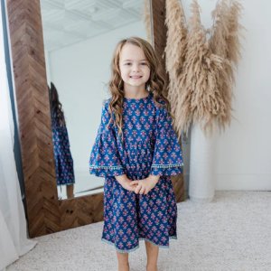 Cute and trendy kids wear online