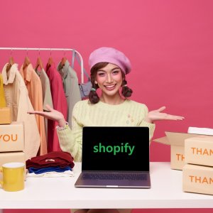 Shopify development services in canada