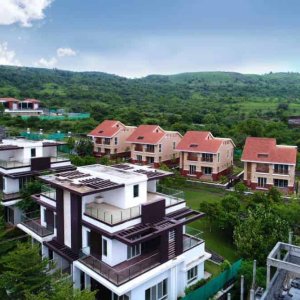 Villas in pune - raheja viva