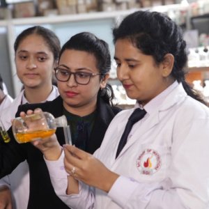 B pharma course in dehradun : sai pharmacy college