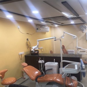 Dental clinic vivekananda nagar