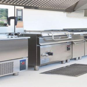 Industrial kitchen equipment manufacturers, suppliers