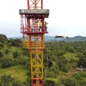 Bungee jumping in goa