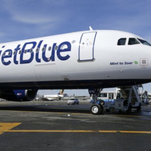 What is the cheapest day to book a jetblue flight