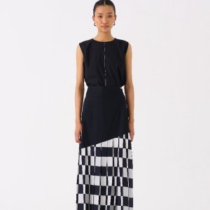 Discover & slay in trendy summer co-ord sets today