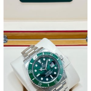 Buy rolex submariner hulk watch at best price today